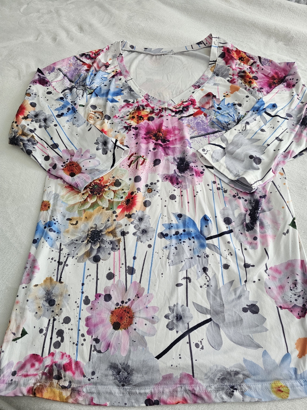 Source Unknown White Floral V-Neck Long Sleeve Top - Multicolor Print